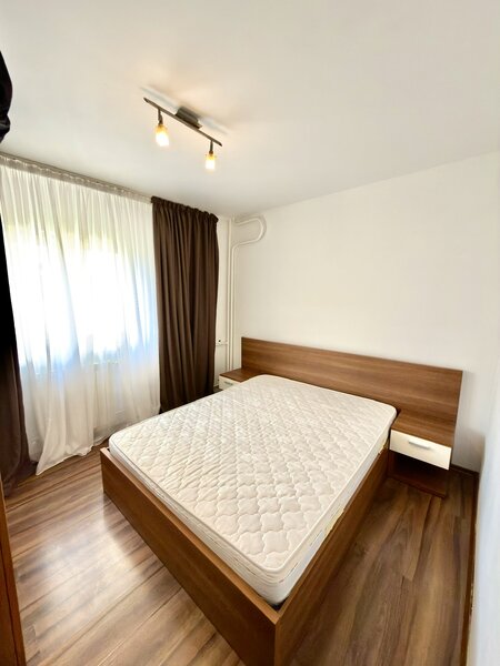 Obor, Mosilor,3 camere, 2 bai, suprafata 74 mp, bloc reabilitat