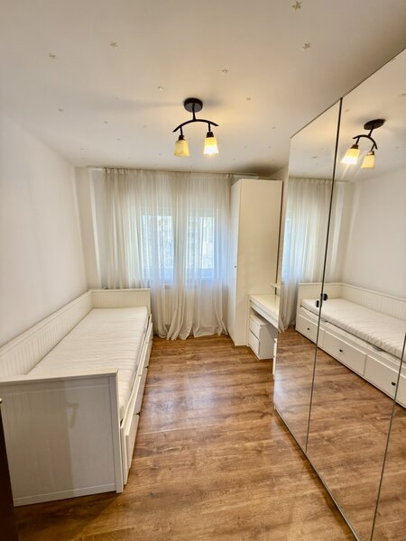 Obor, Mosilor,3 camere, 2 bai, suprafata 74 mp, bloc reabilitat