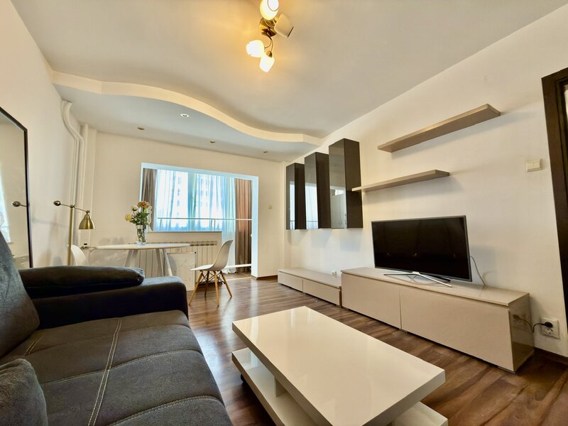 Obor, Mosilor,3 camere, 2 bai, suprafata 74 mp, bloc reabilitat