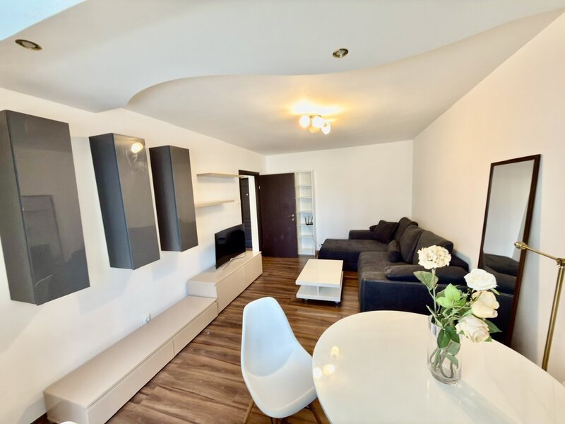 Obor, Mosilor,3 camere, 2 bai, suprafata 74 mp, bloc reabilitat