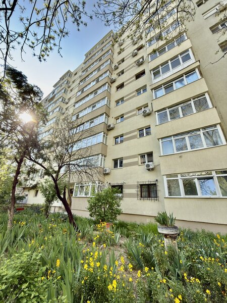 Obor, Mosilor,3 camere, 2 bai, suprafata 74 mp, bloc reabilitat